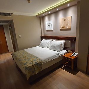 Standaard Kamer met Twee Aparte Bedden